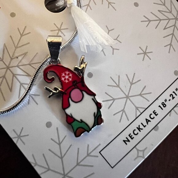 Christmas Gnome Pendant Necklace 18"-21" Chain whishpers - Picture 3 of 4